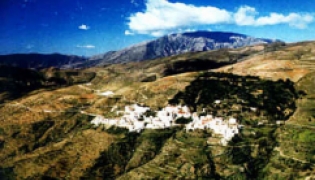 Vista panorámica de Polopos - La Mamola (AYTO. POLOPOS) Vista panorámica de Polopos - La Mamola (AYTO. POLOPOS)