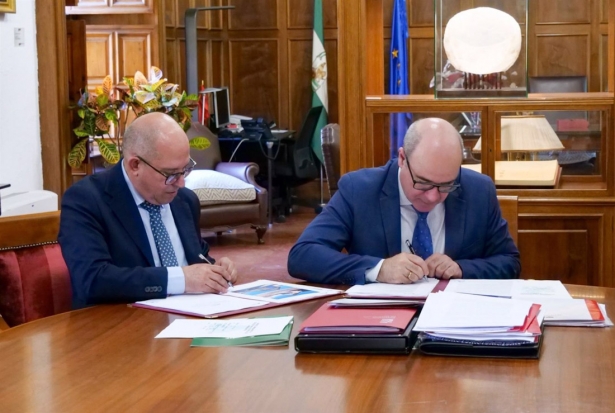 Firma del convenio entre la Universidad de Granada y Adif (ADIF)